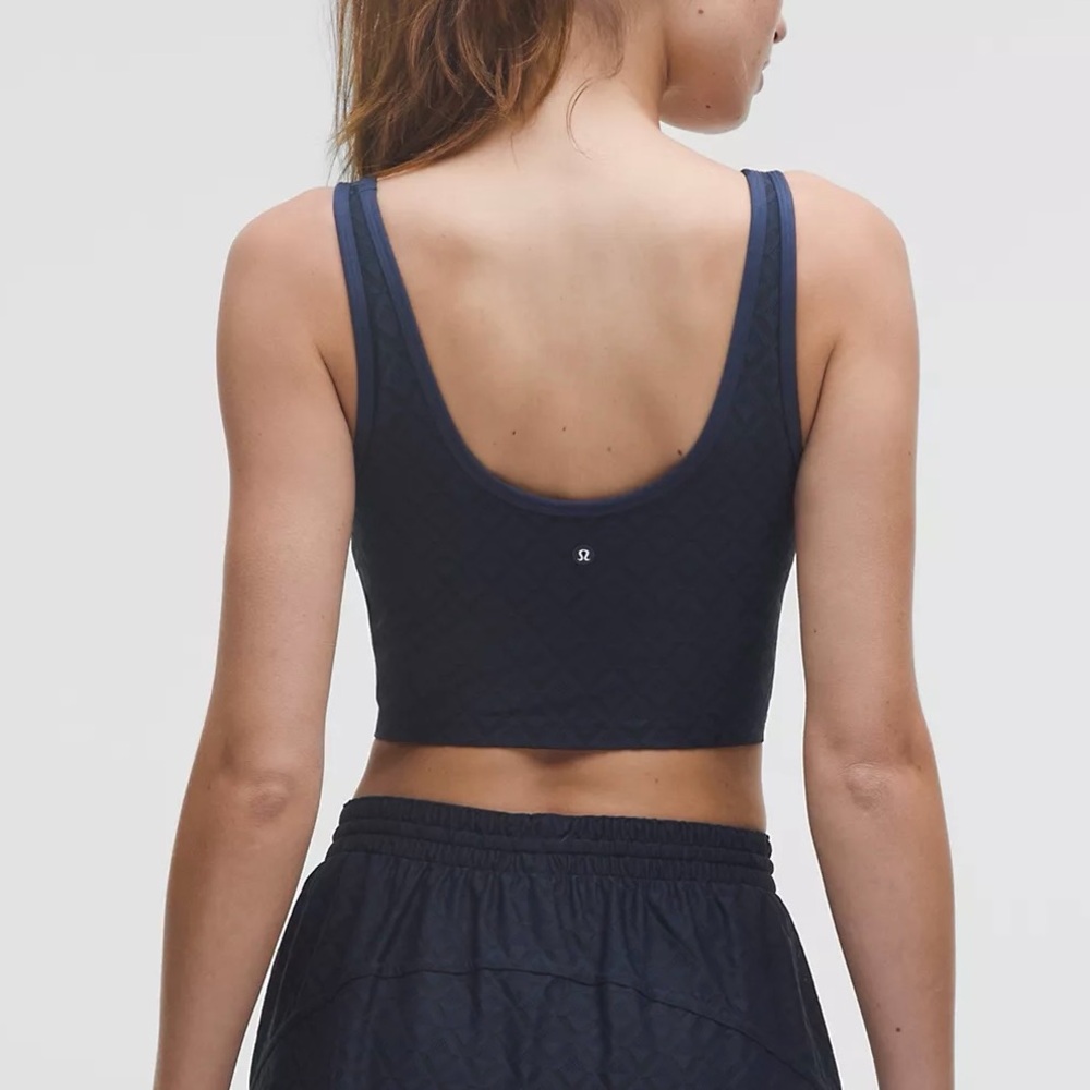 NWT Lululemon Textured Mesh Tennis Tank (B/C Cup) – Club Blue/Club Blue – XS - Picture 5 of 10